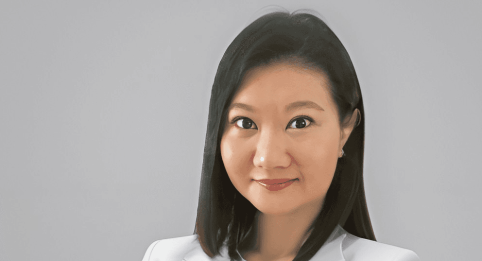 profile image of dr renee tan