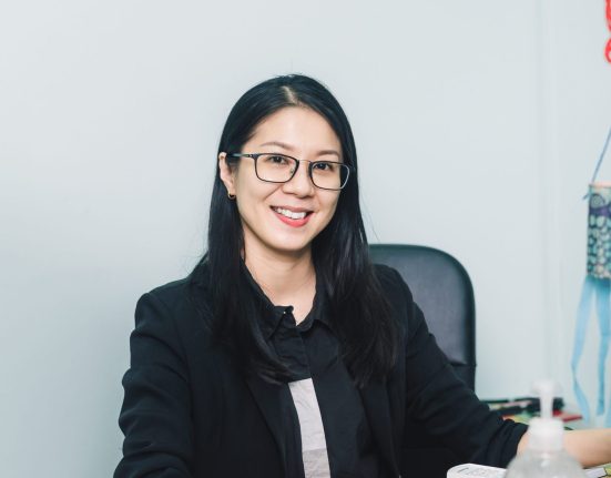 马来西亚吉隆坡中医师 Dr Michelle Pon 潘嬿伊医生