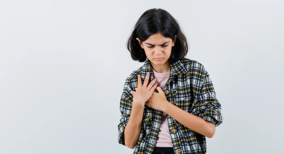 female-breast-discomfort-1296x700