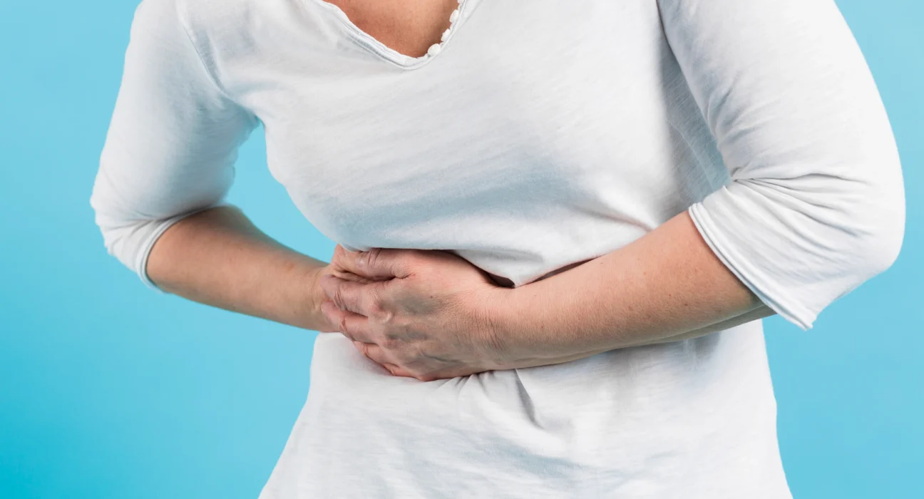 senior-woman-with-medical-problems-1296x700