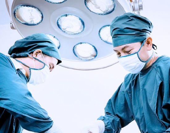 Top-Cardiologists-For-Angioplasty-and-Stenting